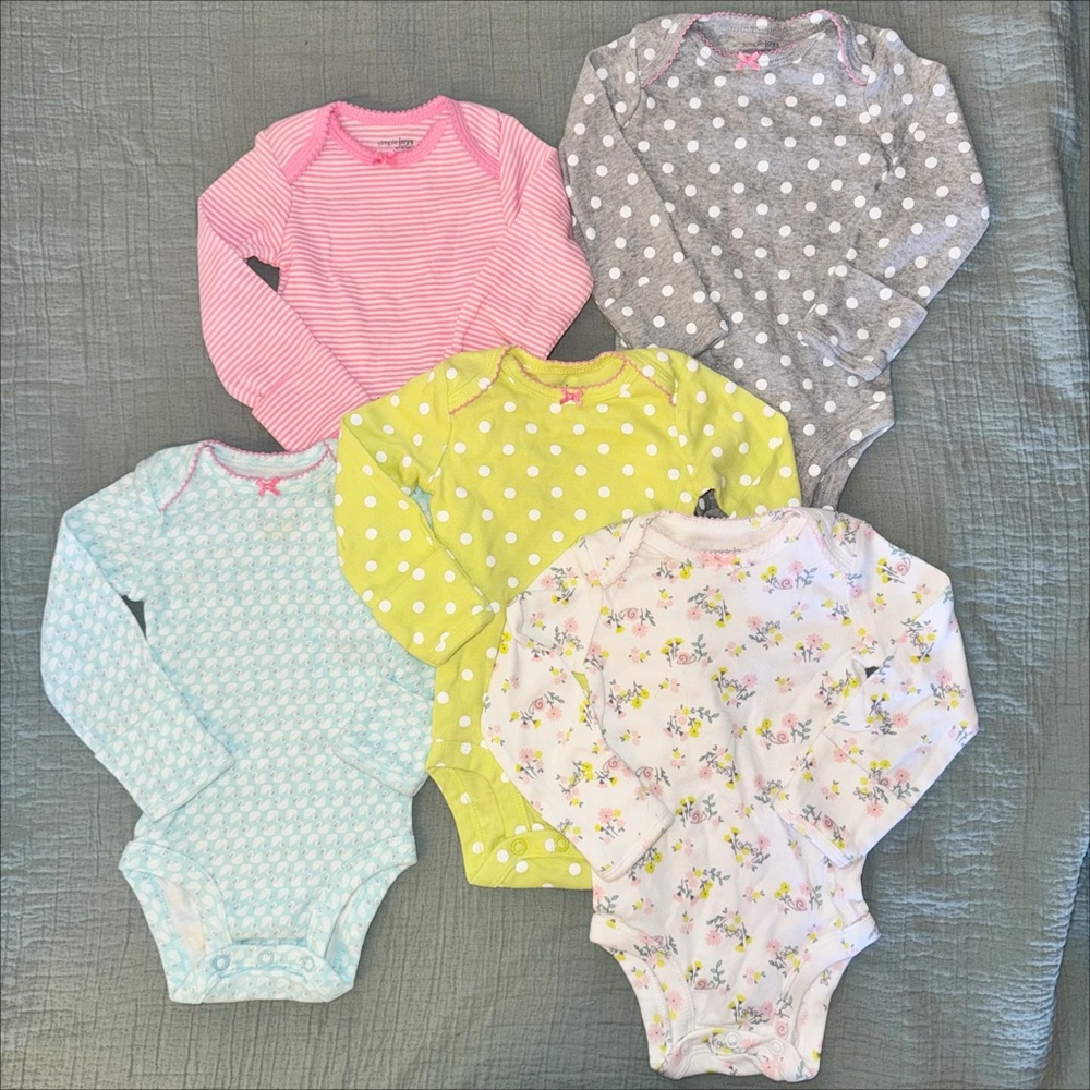 (5) Simple Joys by Carter’s 0-3M Girls Long-Sleeve Onesies